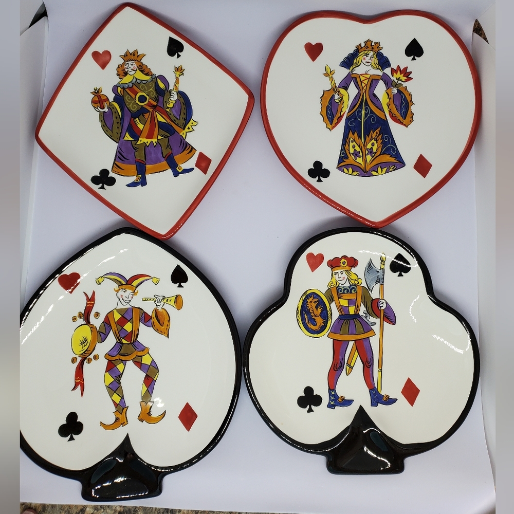 TableTops Gallery King Of Hearts Set of 4 Snack Plates